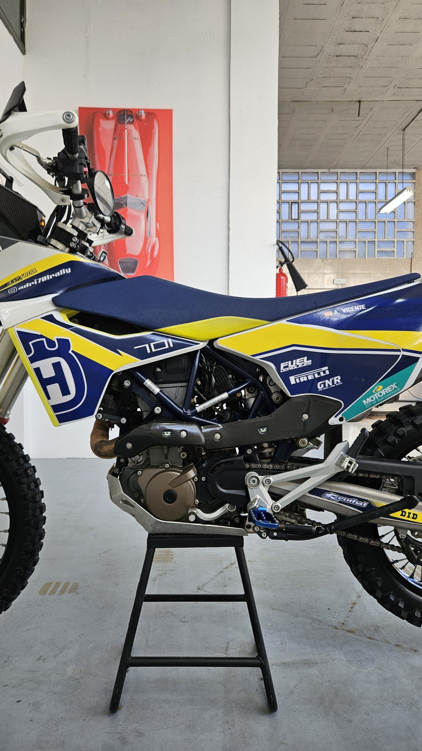 HUSQVARNA 701 ENDURO | Rally kit 2021 74cv - Imagen 26