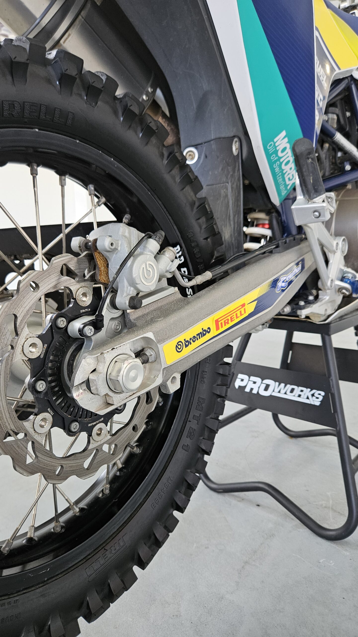 HUSQVARNA 701 ENDURO | Rally kit 2021 74cv - Imagen 14