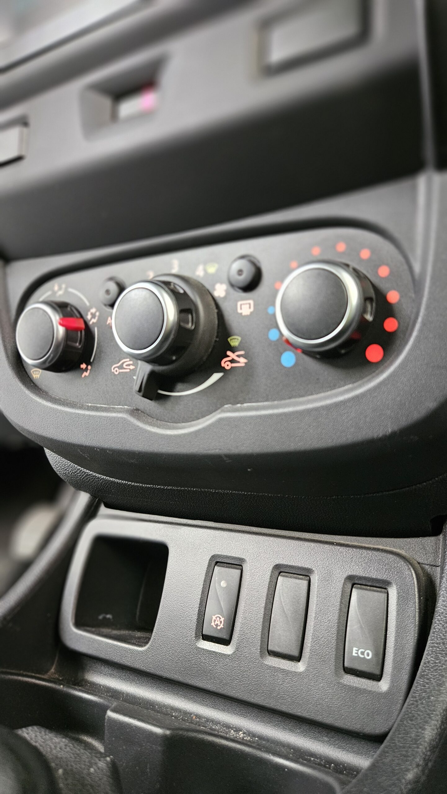 DACIA DUSTER | Ambiance 1.2 TCe 125cv 4X2 - Imagen 22