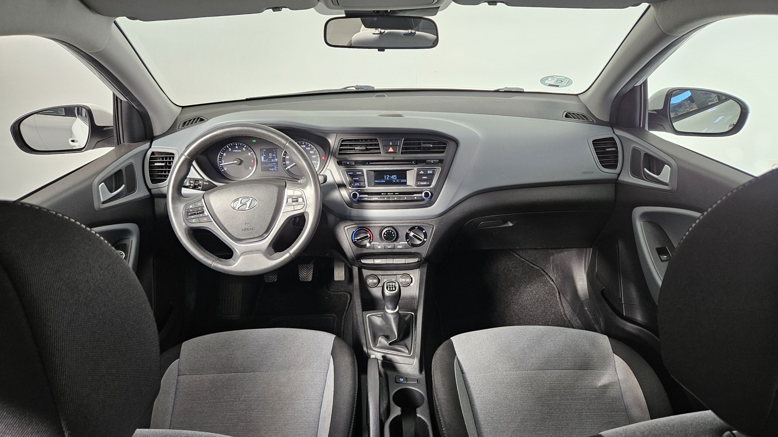 HYUNDAI I20 | 1.2 MPI Klass con Alerta Carril - Imagen 13