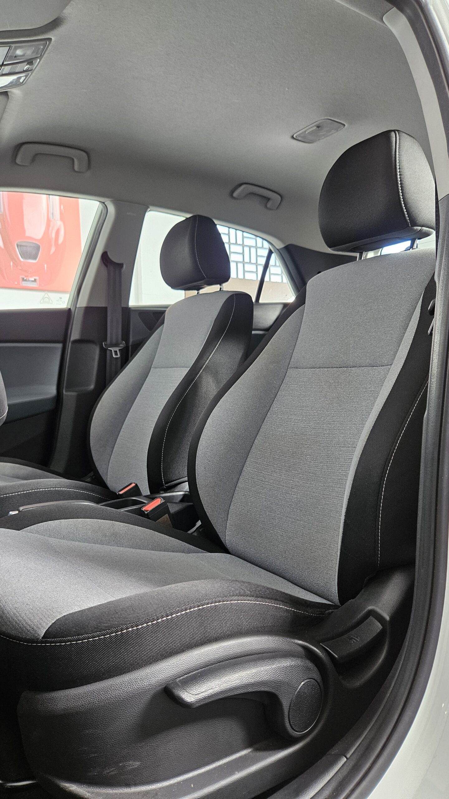 HYUNDAI I20 | 1.2 MPI Klass con Alerta Carril - Imagen 16