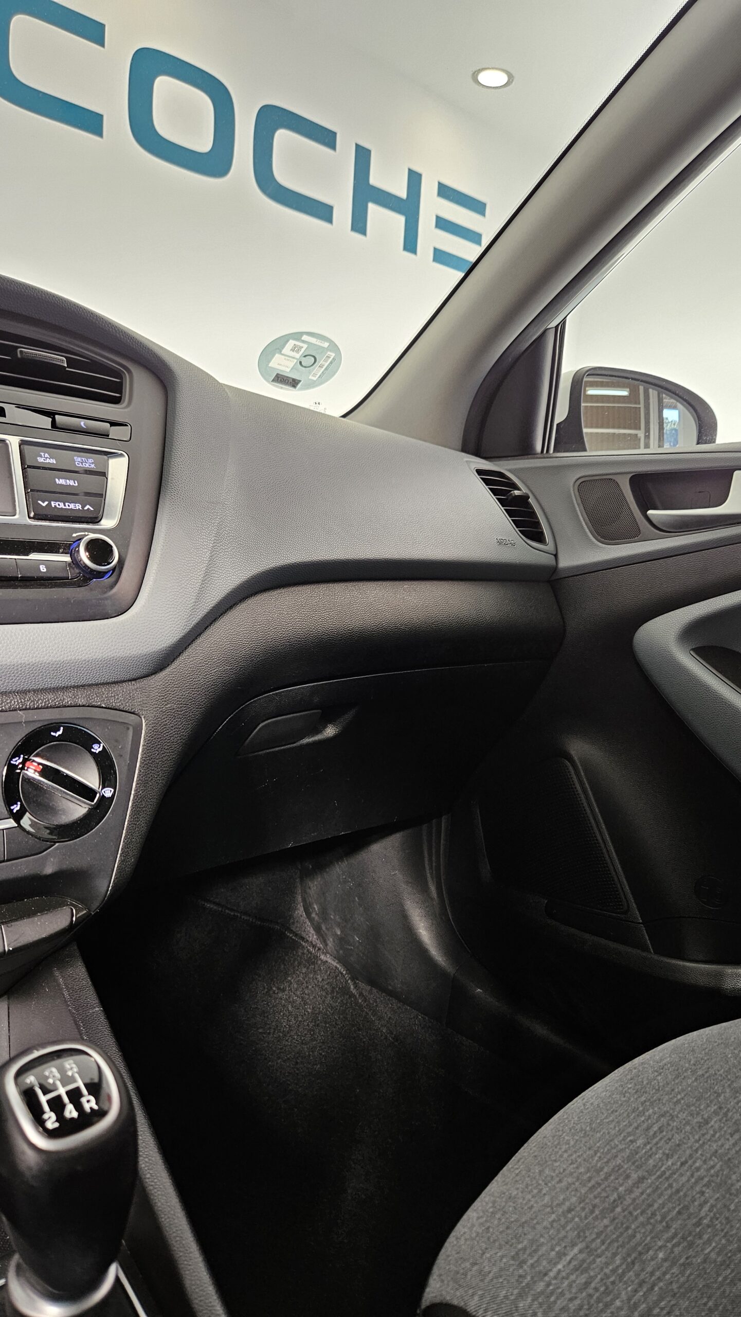 HYUNDAI I20 | 1.2 MPI Klass con Alerta Carril - Imagen 24