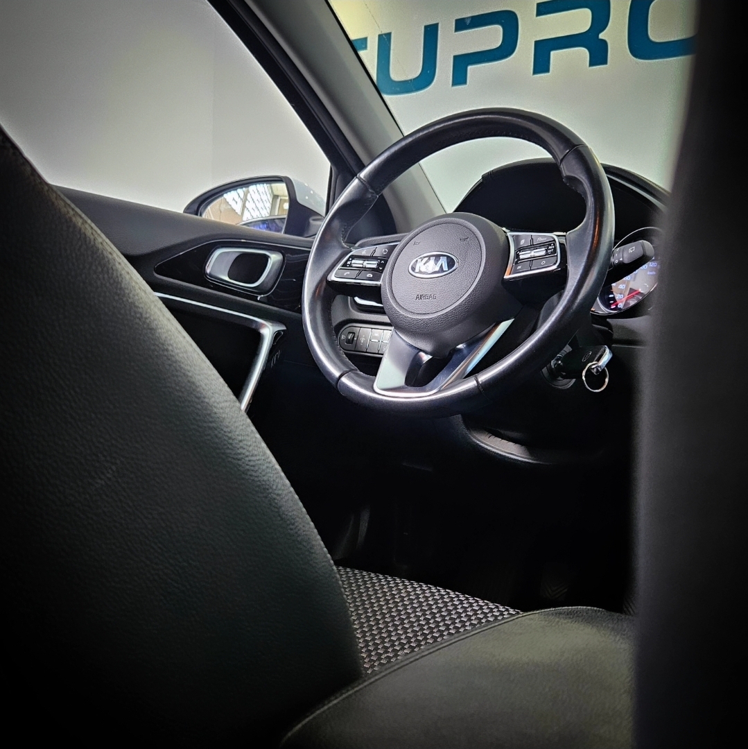 KIA XCEED | Tech 1.0 TGDi 120cv - Imagen 15