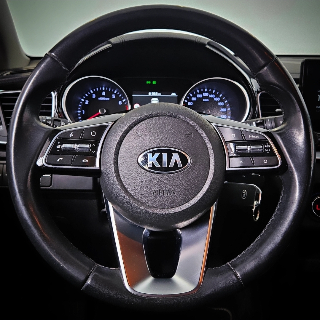 KIA XCEED | Tech 1.0 TGDi 120cv - Imagen 16