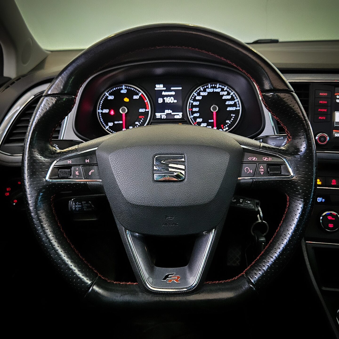 SEAT LEON | ST FR Edition 2.0 TDI 184cv - Imagen 26